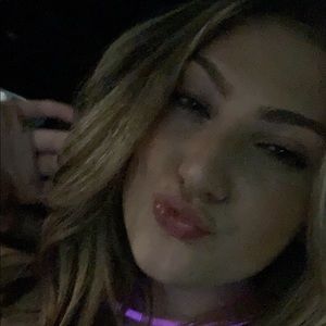 Meet your Posher, Alaria